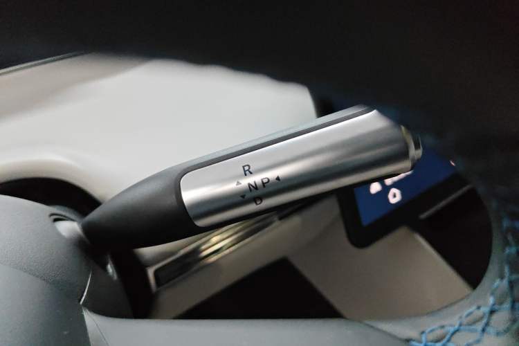 Used Hima Luxeed S7 2024 Max Gear Lever