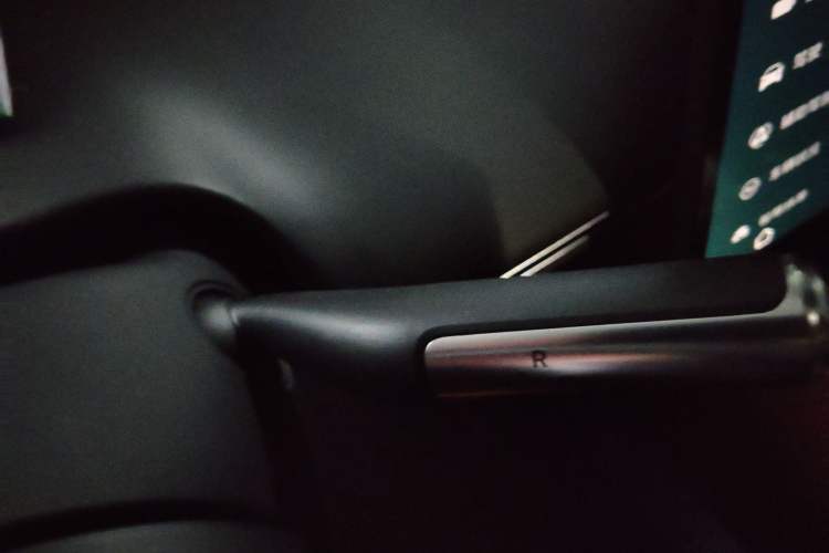 Used Hima Luxeed S7 2024 Max RS Four-Wheel-Drive Performance Edition Gear Lever
