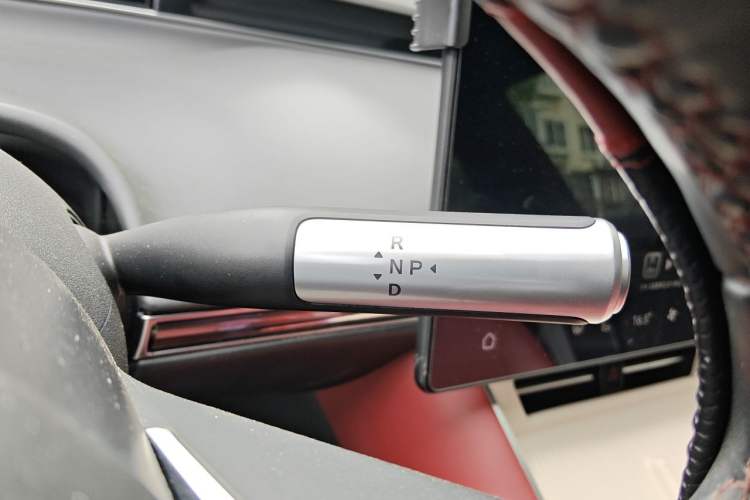 Used Hima Luxeed S7 2024 Max RS Gear Lever