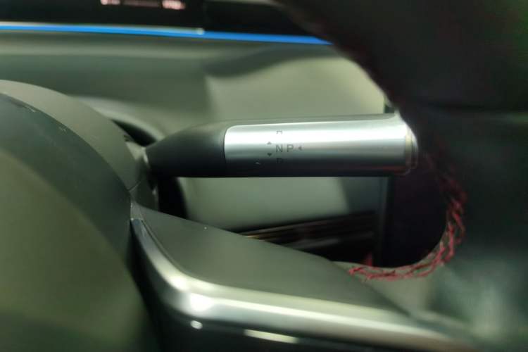 Used Hima Luxeed S7 2024 Max+ Rear-Drive Ultra-Range Intelligent Driving Edition Gear Lever