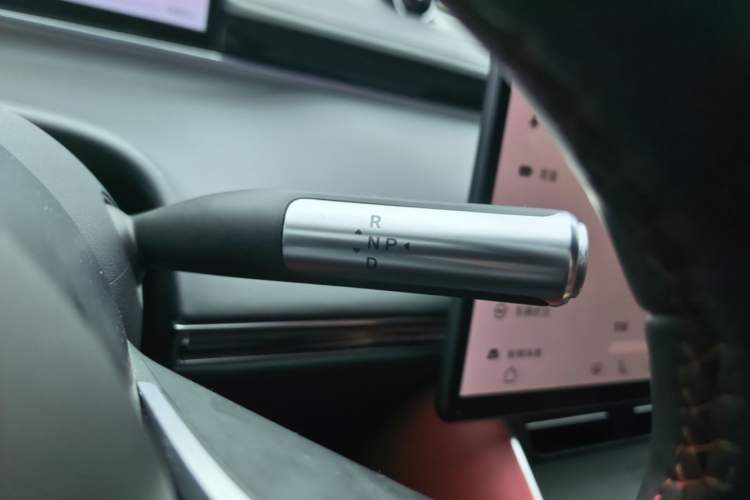 Used Hima Luxeed S7 2024 Max RS Gear Lever