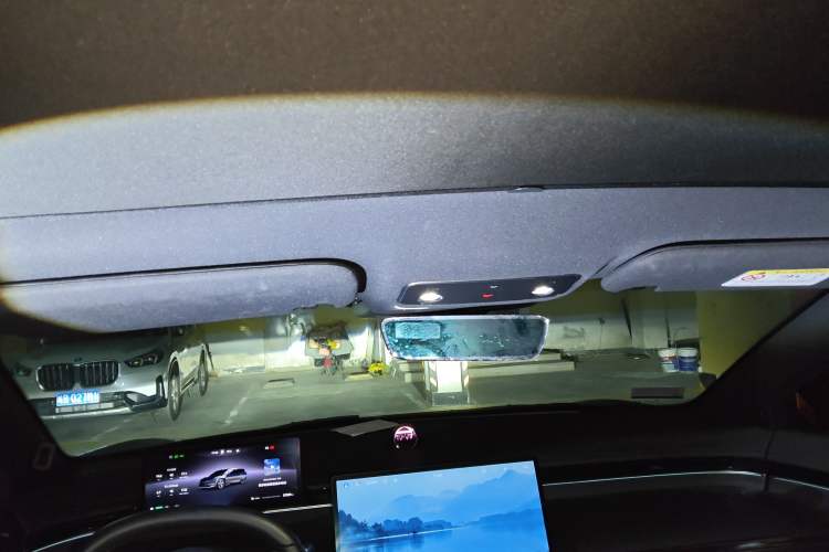 Used Hima Luxeed S7 2024 Max RS Four-Wheel-Drive Performance Edition Headliner