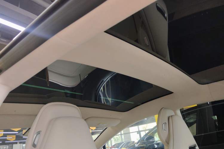 Used Hima Luxeed S7 2024 Max+ Rear-Drive Ultra-Range Intelligent Driving Edition Headliner