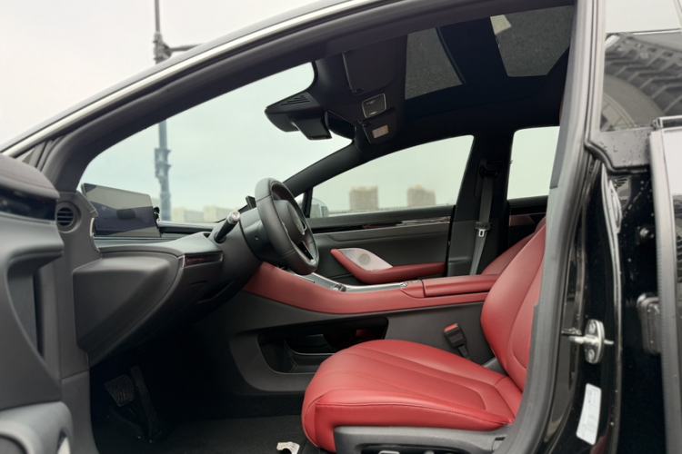 Used Hima Luxeed S7 2024 Max RS Interior 5
