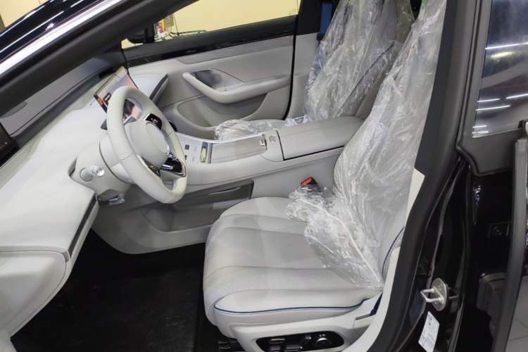 Used Hima Luxeed S7 2024 Pro Model Left Front Seat