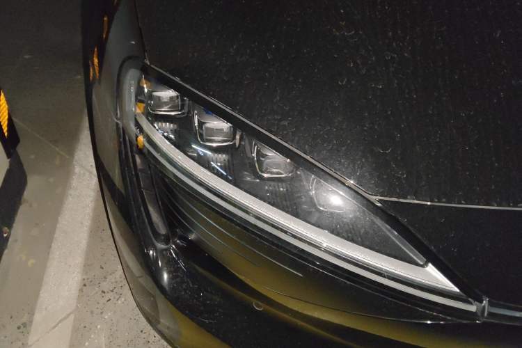 Used Hima Luxeed S7 2024 Max RS Four-Wheel-Drive Performance Edition Right Front Headlight