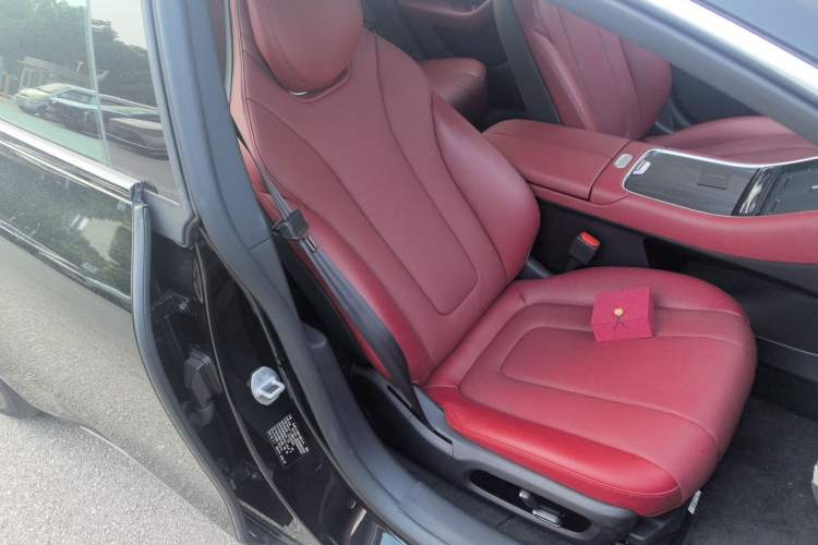 Used Hima Luxeed S7 2024 Pro Rear-Drive Long-Range Version Right Front Seat