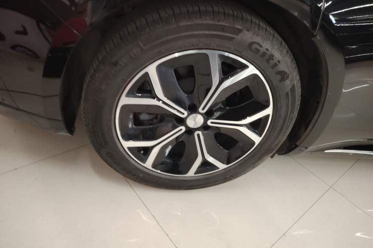 Used Hima Luxeed S7 2024 Max+ Rear-Drive Ultra-Range Intelligent Driving Edition Right Rear Wheel Hub