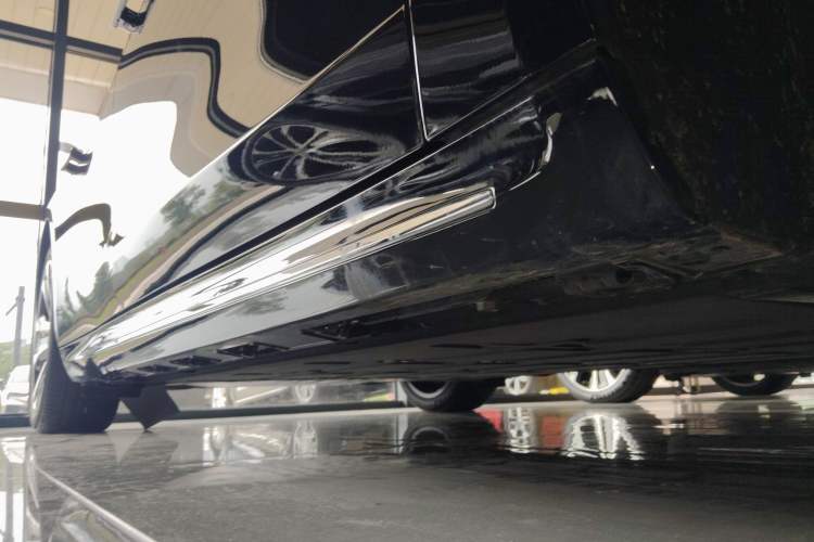 Used Hima Luxeed S7 2024 Max+ Rear-Drive Ultra-Range Intelligent Driving Edition Right Side Sill