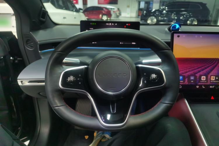 Used Hima Luxeed S7 2024 Max+ Rear-Drive Ultra-Range Intelligent Driving Edition Steering Wheel