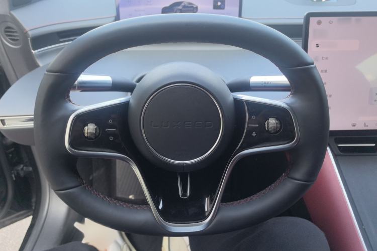Used Hima Luxeed S7 2024 Pro Rear-Drive Long-Range Version Steering Wheel