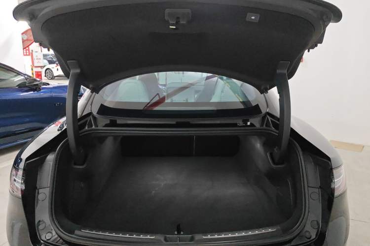 Used Hima Luxeed S7 2024 Max Trunk