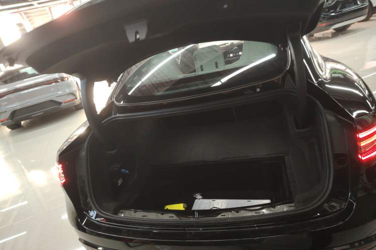 Used Hima Luxeed S7 2024 Max+ Rear-Drive Ultra-Range Intelligent Driving Edition Trunk