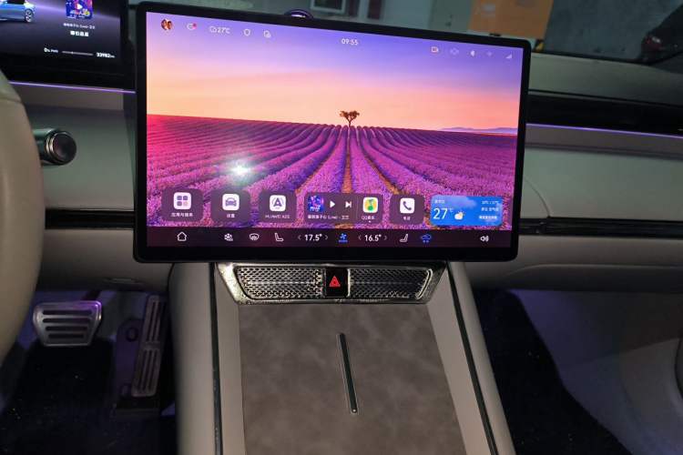 Used Hima Luxeed S7 2024 Max+ Rear-Drive Ultra-Range Intelligent Driving Edition Audio And AC Panel