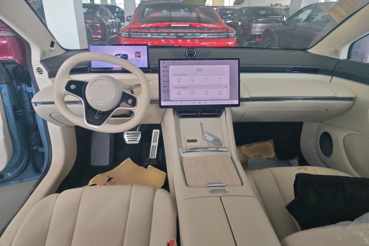 Used Hima Luxeed S7 2024 Pro Rear-Drive Long-Range Version Center Console
