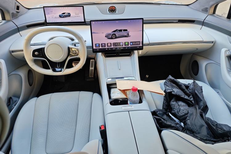 Used Hima Luxeed S7 2024 Max Rear-Drive Long-Range Intelligent Driving Version Center Console