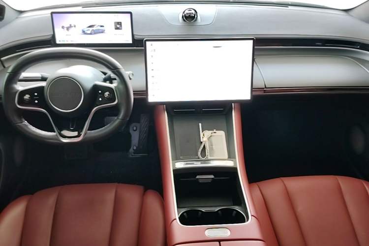 Used Hima Luxeed S7 2024 Max Rear-Drive Long-Range Intelligent Driving Version Center Console