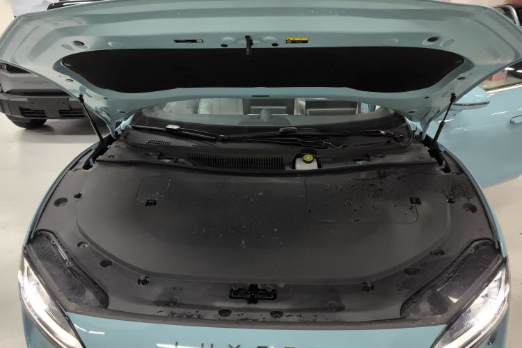 Used Hima Luxeed S7 2024 Ultra Four-Wheel Drive Flagship Edition Engine Bay