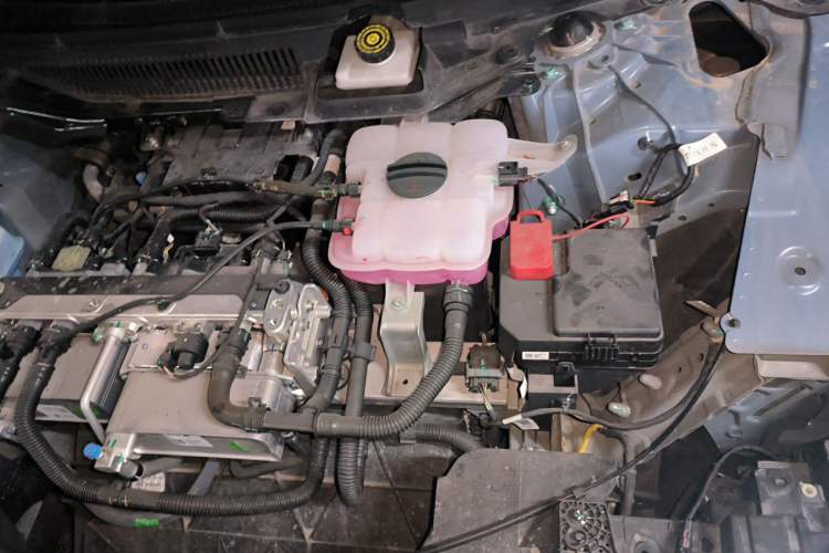 Used Hima Luxeed S7 2024 Max+ Rear-Drive Ultra-Range Intelligent Driving Edition Engine Bay Left