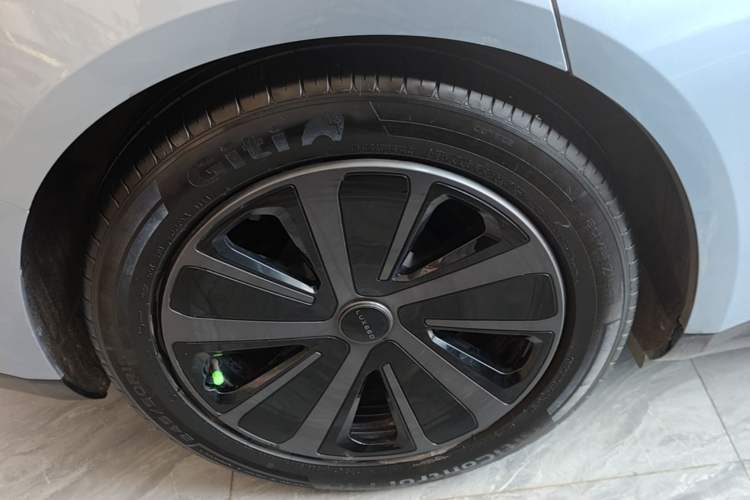 Used Hima Luxeed S7 2024 Max Rear-Drive Long-Range Intelligent Driving Version Exterior 5