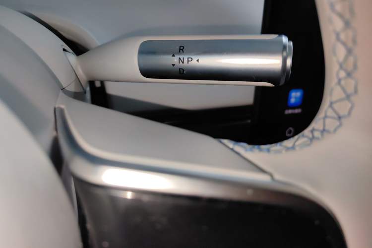 Used Hima Luxeed S7 2024 Ultra Four-Wheel Drive Flagship Edition Gear Lever