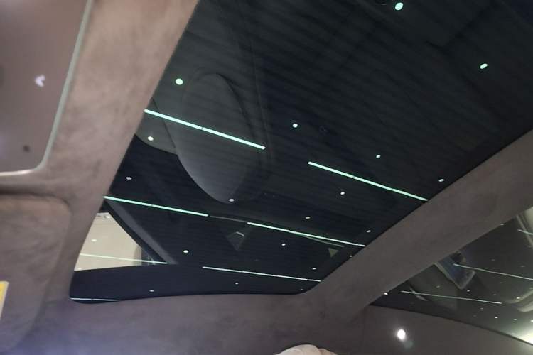 Used Hima Luxeed S7 2024 Max+ Rear-Drive Ultra-Range Intelligent Driving Edition Headliner
