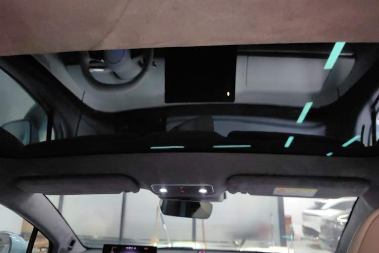 Used Hima Luxeed S7 2024 Ultra Four-Wheel Drive Flagship Edition Headliner