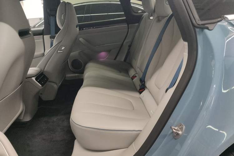 Used Hima Luxeed S7 2024 Pro Rear-Drive Long-Range Version Interior 4