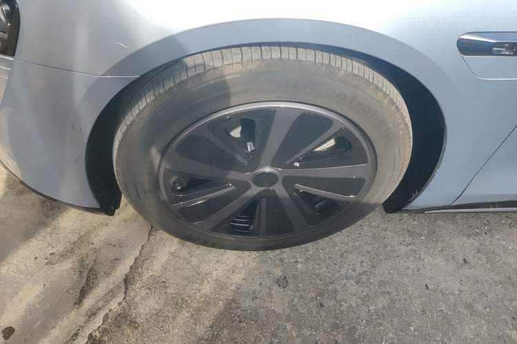 Used Hima Luxeed S7 2024 Max Rear-Drive Long-Range Intelligent Driving Version Left Front Wheel Hub