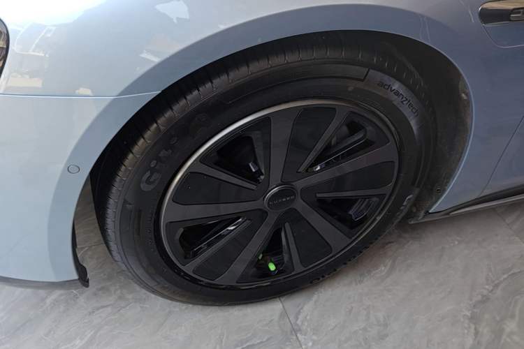 Used Hima Luxeed S7 2024 Max Rear-Drive Long-Range Intelligent Driving Version Left Front Wheel Hub