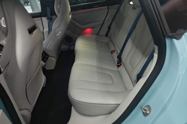 Used Hima Luxeed S7 2024 Pro Rear-Drive Long-Range Version Left Rear Seat
