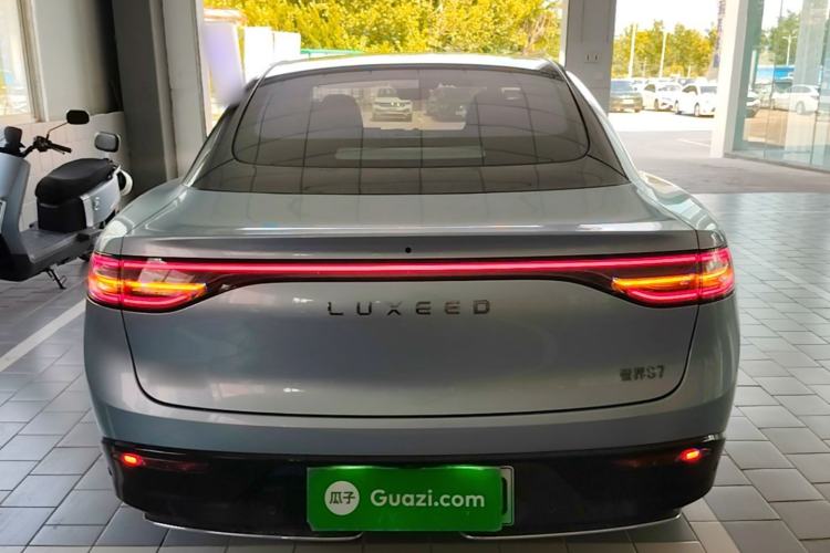 Used Hima Luxeed S7 2024 Max Rear-Drive Long-Range Intelligent Driving Version Rear
