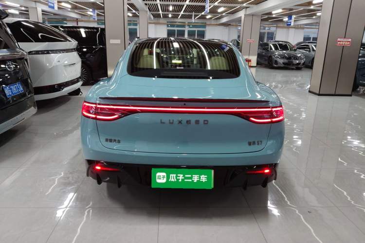 Used Hima Luxeed S7 2024 Ultra Four-Wheel Drive Flagship Edition Rear