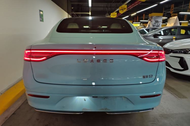 Used Hima Luxeed S7 2024 Max Rear