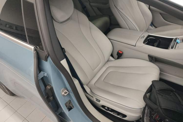 Used Hima Luxeed S7 2024 Pro Rear-Drive Long-Range Version Right Front Seat