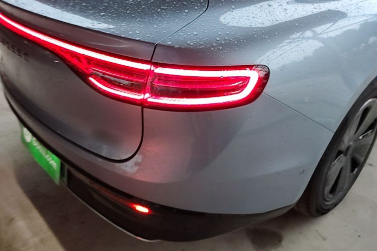 Used Hima Luxeed S7 2024 Max Rear-Drive Long-Range Intelligent Driving Version Right Rear Taillight