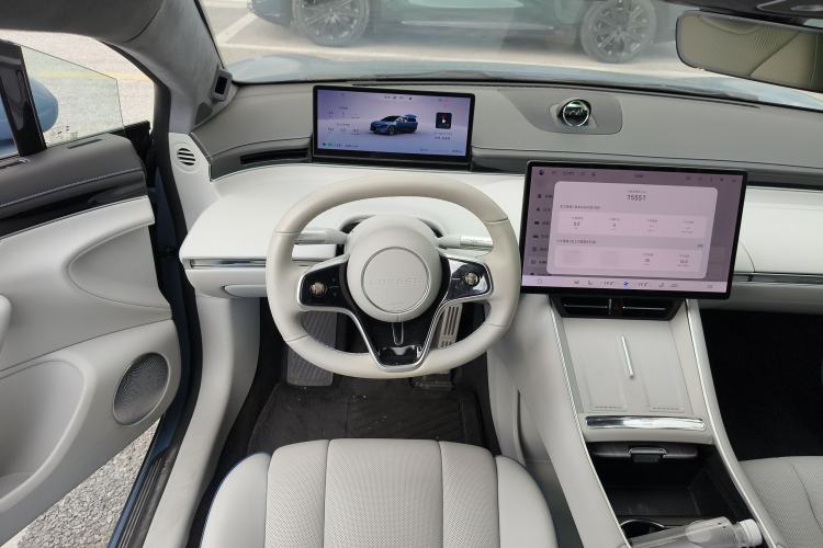 Used Hima Luxeed S7 2024 Max+ Rear-Drive Ultra-Range Intelligent Driving Edition Steering Wheel