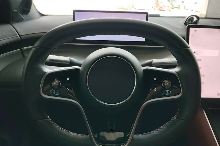 Used Hima Luxeed S7 2024 Max Rear-Drive Long-Range Intelligent Driving Version Steering Wheel