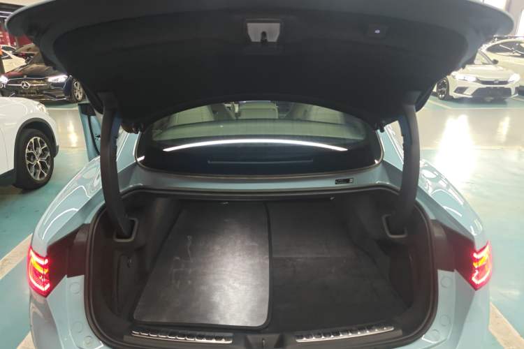 Used Hima Luxeed S7 2024 Pro Rear-Drive Long-Range Version Trunk