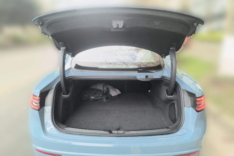 Used Hima Luxeed S7 2024 Pro Rear-Drive Long-Range Version Trunk