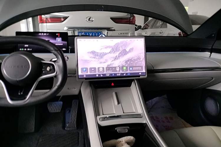 Used Hima Luxeed S7 2024 Max RS Four-Wheel-Drive Performance Edition Audio And AC Panel