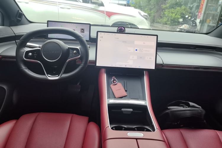 Used Hima Luxeed S7 2024 Max Rear-Drive Long-Range Intelligent Driving Version Center Console
