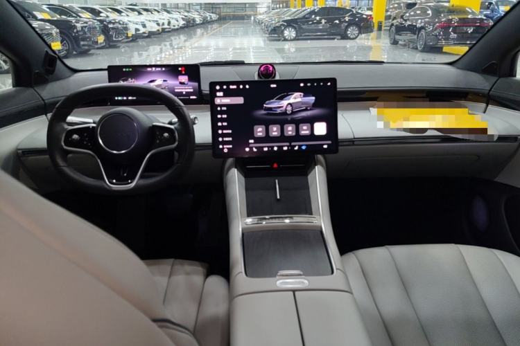 Used Hima Luxeed S7 2024 Max+ Rear-Drive Ultra-Range Intelligent Driving Edition Center Console