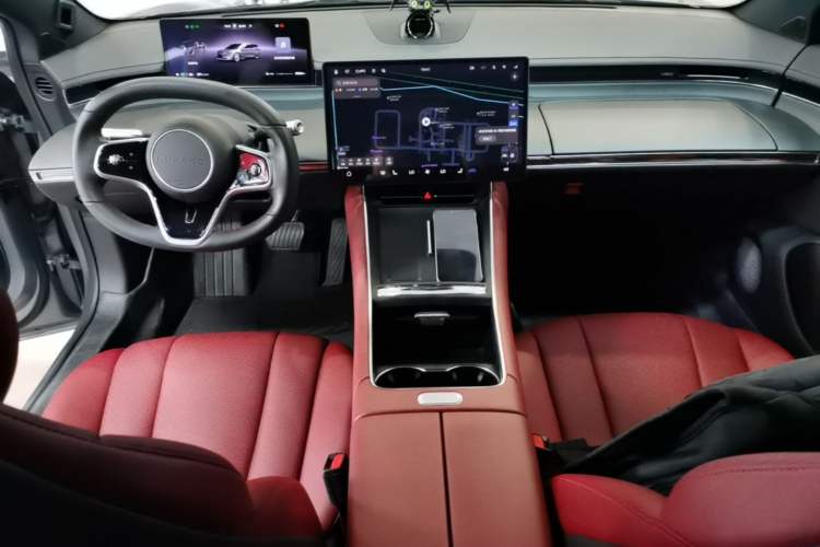 Used Hima Luxeed S7 2024 Max Rear-Drive Long-Range Intelligent Driving Version Center Console