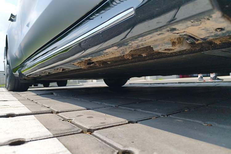 Used Hima Luxeed S7 2024 Pro Rear-Drive Long-Range Version Chassis Front Right