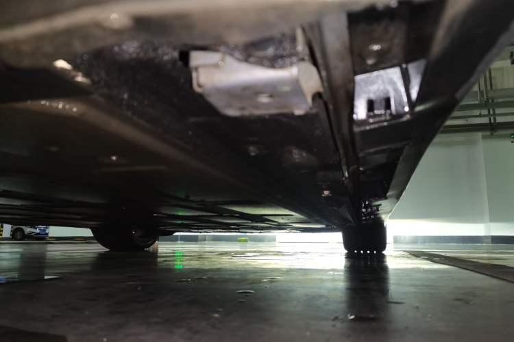 Used Hima Luxeed S7 2024 Max RS Four-Wheel-Drive Performance Edition Chassis Rear Right