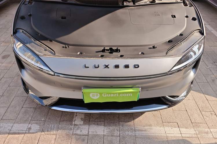 Used Hima Luxeed S7 2024 Max RS Four-Wheel-Drive Performance Edition Engine Bay