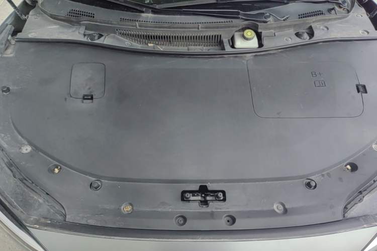 Used Hima Luxeed S7 2024 Pro Rear-Drive Long-Range Version Engine Bay