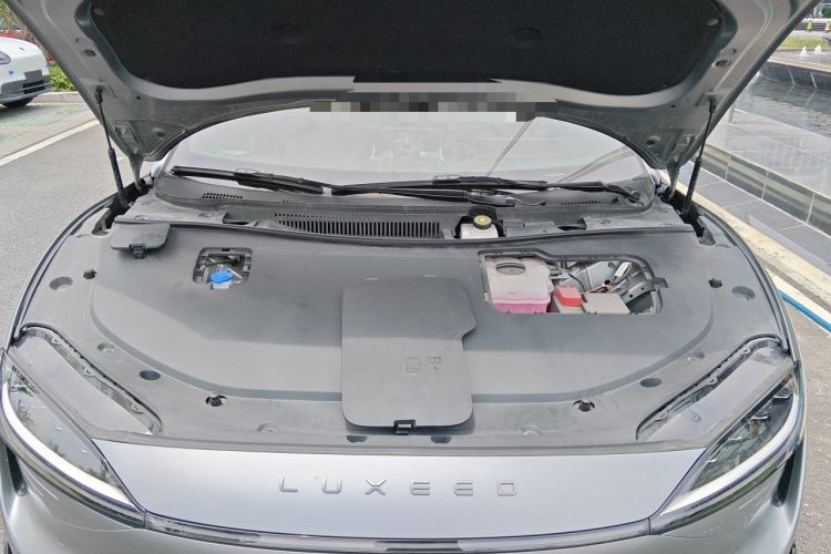 Used Hima Luxeed S7 2024 Max RS Four-Wheel-Drive Performance Edition Engine Bay