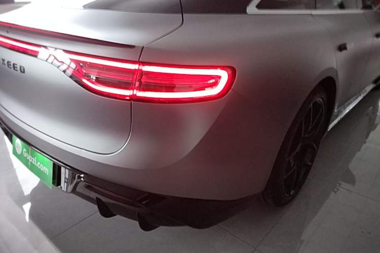 Used Hima Luxeed S7 2024 Max RS Four-Wheel-Drive Performance Edition Exterior 3